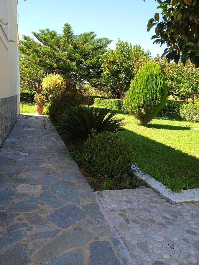 Апартаменты Katerina House Финикунда Экстерьер фото