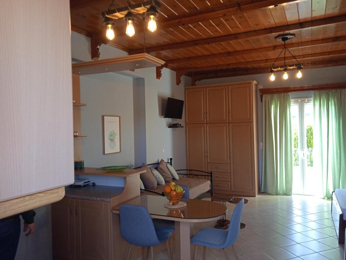 Апартаменты Katerina House Финикунда Экстерьер фото
